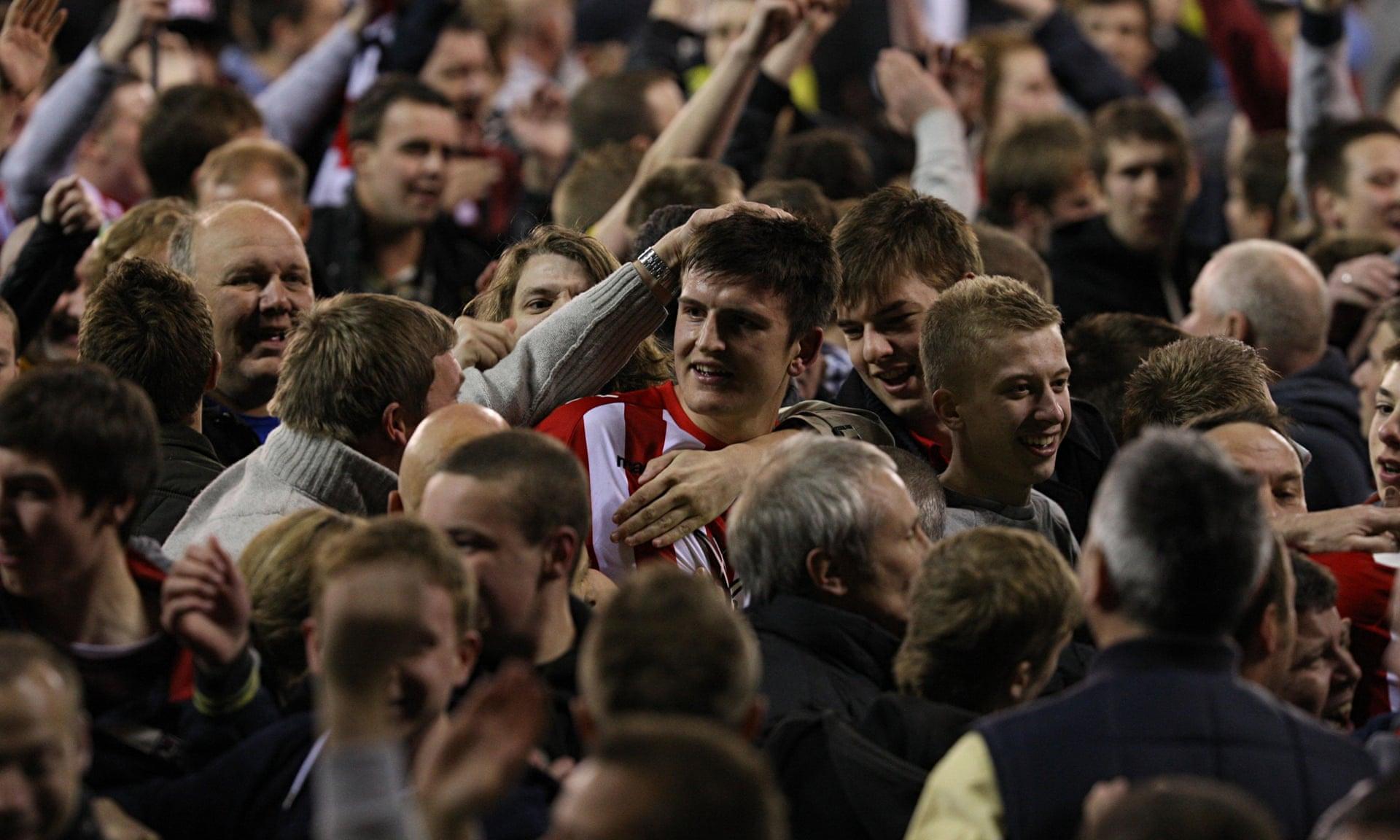 队在赛季中 队在赛季中